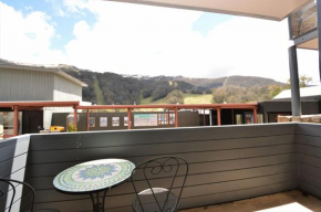 Squatters Run 4 Thredbo Village